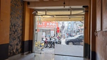 CHO THUÊ MẶT BẰNG KINH DOANH SIÊU HOT – NGÃ BA BÀN CỜ, Q10