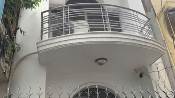 Nhà nở hậu gần Cầu Kênh Tẻ, 02 Tầng, DT 4x18m.