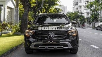 GLC200 model 2022 màu đen up Glc300 siêu đẹp