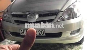 Toyota Innova 2006 G - 180000 km