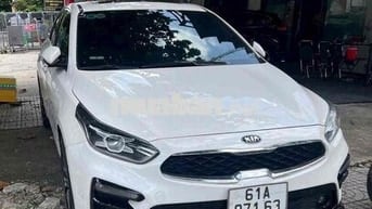 Kia Cerato 2021 2.0 AT PREMIUM - 66000 km