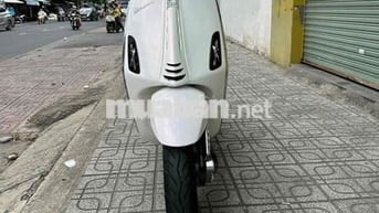 Vespa up full led đời mới, đồ kiểng nhiều ạ !!!
