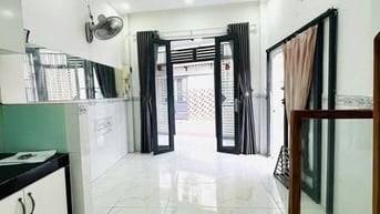 3,58tỷ hẻm xe hơi đậu cửa nhà 1 lầu 3,5 x 7 ( 2 pn ) sổ hồng riêng