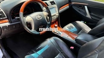 Toyota Camry 2010 2.0E - 114 km