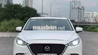 Mazda 3 2017 FL 1.5 AT Sedan - 100000 km