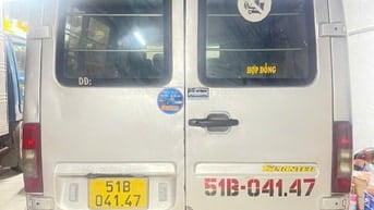 Xe Van Mercedes Benz Sprinter, sản xuất năm 2007.