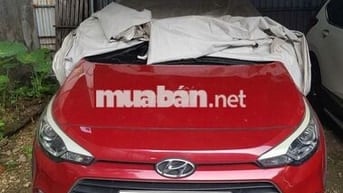 Hyundai i20 2015 Active 1.4 AT - 82000 km
