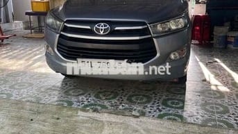 Toyota Innova 2017 2.0E