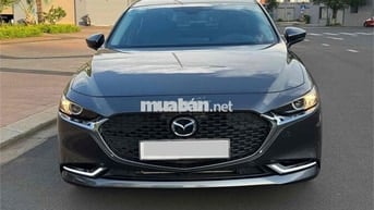 Mazda 3 2023 1.5L Luxury - 15000 Km