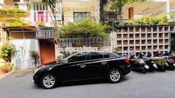XE GIA ĐÌNH CRUZE ÍT ĐI CẦN BÁN