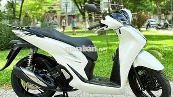 Sh 160 nguyên rin 100%. 2 khoá 2 gương theo xe