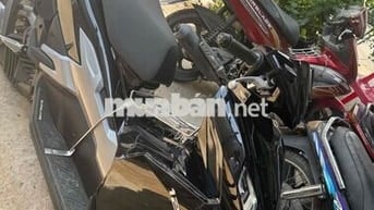 ari blade date 2025 odo 652km
