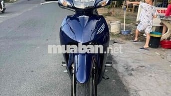 xe đẹp may em zin.9chủ gia xem xe lộ vòng cung