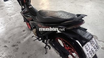 Xe Raider 2017 Fi màu đỏ đen
