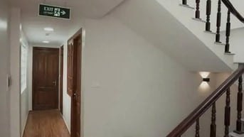 Chính chủ bán nhà Trung Kính,Cầu Giấy.Kinh doanh vỉa hè ô tô tránh