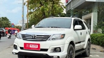 Toyota Fortuner Sportivo 2016 - Máy xăng - Giá TL