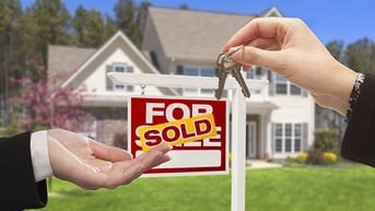 Bán hoặc cho thuê căn nhà 7 tầng ngõ 245 đường Lạc Long Quân