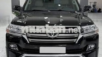 Bán Toyota Land Cruiser 4.6 V8 sản xuất 2016.