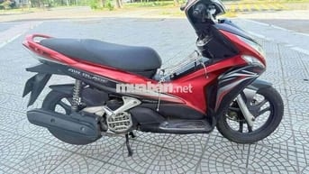 Ban xe Airblade đỏ đen 8tr5