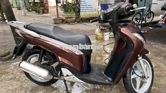 Honda SH 125i màu nâu, xe tay ga