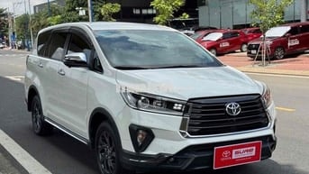 Innova Venturer 2021 38.000Km - Giá Còn Giảm