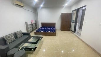 Cho thuê căn hộ mặt đường Nghi tàm