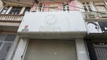 Chính chủ cho thuê nhà ngõ ô tô đỗ tại Hoàng Hoa Thám Ba Đình Hà Nội 