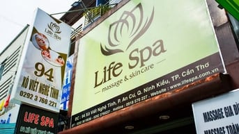 SANG NHƯỢNG SPA , MASSAGE GIA ĐÌNH NGAY TRUNG TÂM CẦN THƠ 