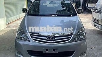 Toyota Innova 2010 G - 230000 km