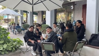 Sang Nhượng Cafe lô góc khu Hoàng Đạo Thuý