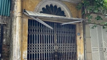 Cần bán đất 92,8 m2 ở 451/1 Nguyễn Văn Cừ, Long Biên, Hà Nội