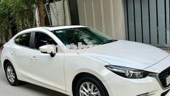 Mazda3 Facelift Full Option cuối 2017 rất mới.