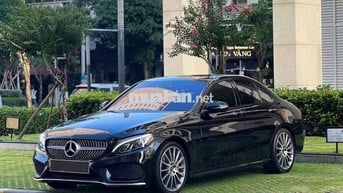 Mercedes Benz C Class 2018 C300 AMG - 70000 km
