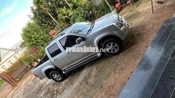 Isuzu Dmax 2008 - 146000 km