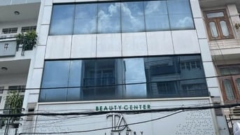 Chính chủ cho thuê MTKD 37 Hồ Bá Kiện, Quận 10, DT: 8x16, DTSD 500m2.