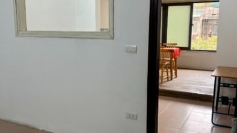Chính chủ cần bán nhà tập thể diện tích sử dụng 100m2, gần hồ Kim Đồng