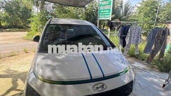 Hyundai Stargazer 2022 1.5 Đặc biệt - 97000 km