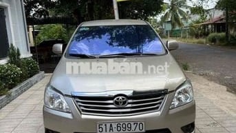Toyota Innova 2013 2.0G - 190000 km