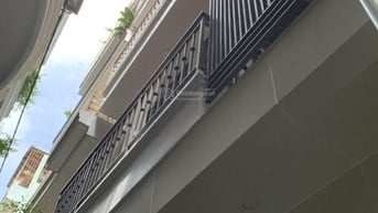 BÁN NHÀ PLQĐ - NGUYỄN NGỌC NẠI Ô tô đỗ cửa 2 thoáng cách phố 30m