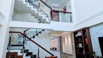 Gần chợ Phước Long, Q.7, DT 5x16m
