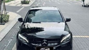 MERCEDES C300 AMG FULL BLACK CÓ ĐỒ CHƠI CỰC ĐÃ 🔥