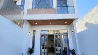 Chủ nhà về quê cần bán gấp. hoàng Phan thái Bình Chánh