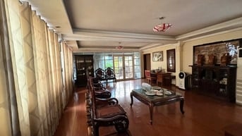 Bán nhà phân lô Láng Hạ - Đống Đa - oto tránh - mt 9.5m - DT 125m 