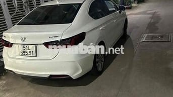 Honda City 2024 L 1.5 AT - 1000 km