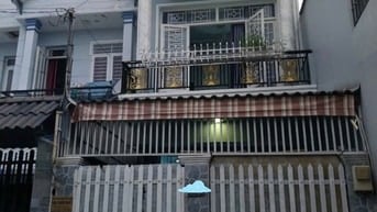 Gần siêu thị Co.op Mart, 03 tầng, DT 4x15m