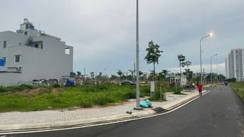 Chính chủ bán nhanh lô đất mặt tiền sổ sẵn