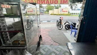 Sang quán cơm mặt tiền cực đẹp – đối diện cụm CN Phong Phú, sát bên Tr