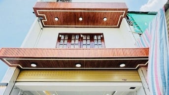 Bán nhà đẹp mặt tiền bờ kênh Tham Lương Thống Nhất p15 Gò Vấp