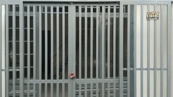 Bán nhà 2/ Thới Hòa 1T1L 4x13m 2PN 1 tỷ 700tr BL khu dân cư shcc