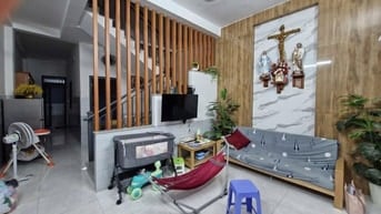 KINH DOANH SẦM UẤT BÁN CĂN LÝ CHÍNH THẮNG, GIÁ 4 TỶ5 TL SHR CÔNG CHỨNG